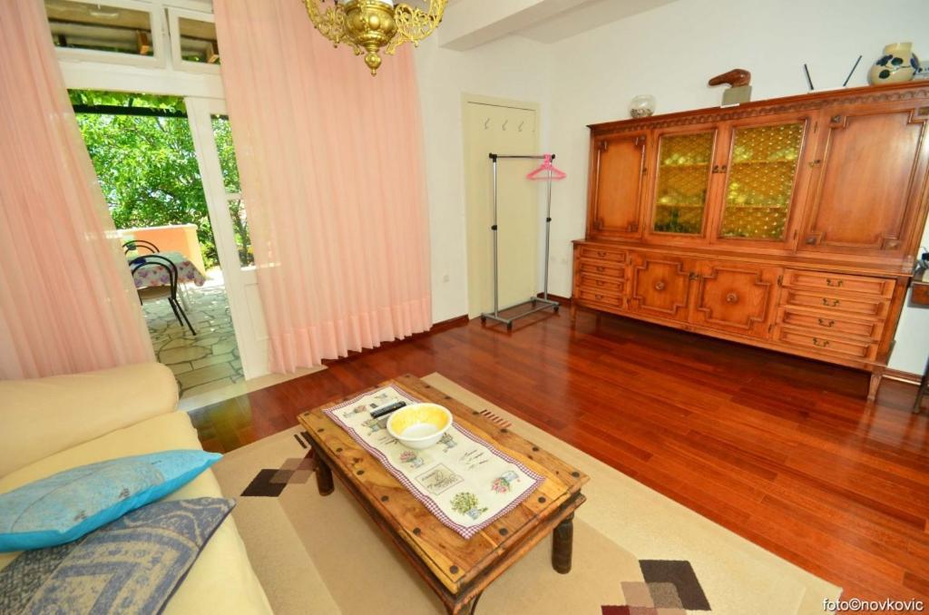 Apartment In Bol With Sea View, Terrace, Air Conditioning,Wifi 3634-2 Екстериор снимка